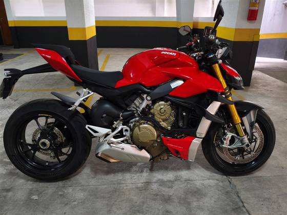 DUCATI STREETFIGHTER V4 S DUCATI STREETFIGHTER V4 S